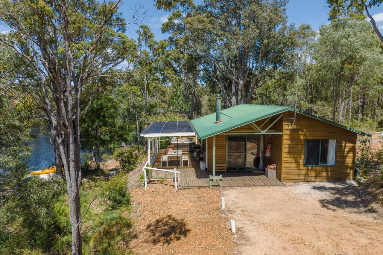 Donnelly Lakes Pemberton Exterior photo